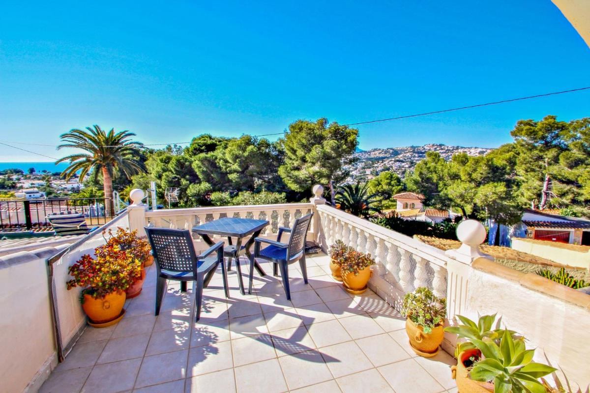 Gina - fantastic sea view apartment in Moraira - Housity