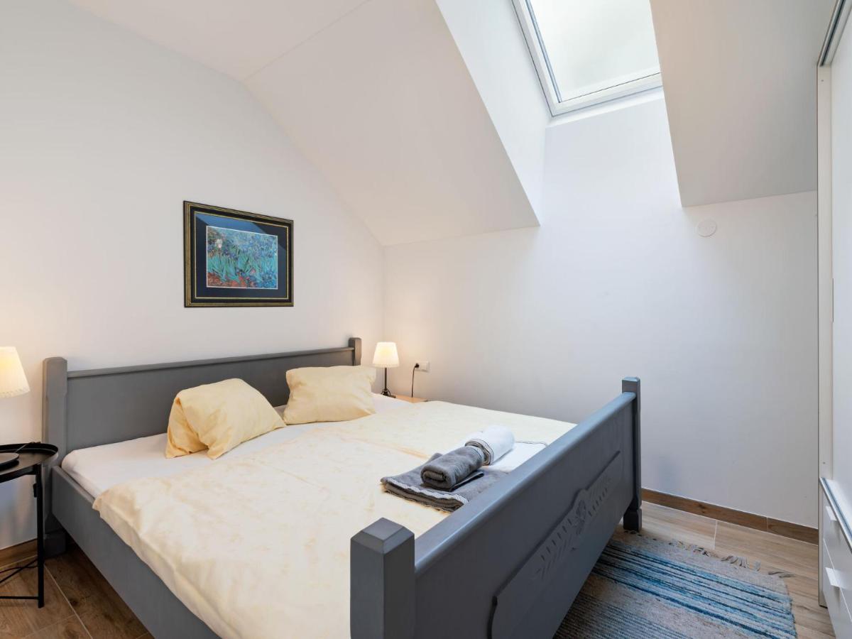 Modern Apartment in Sankt Michael im Lungau - Housity