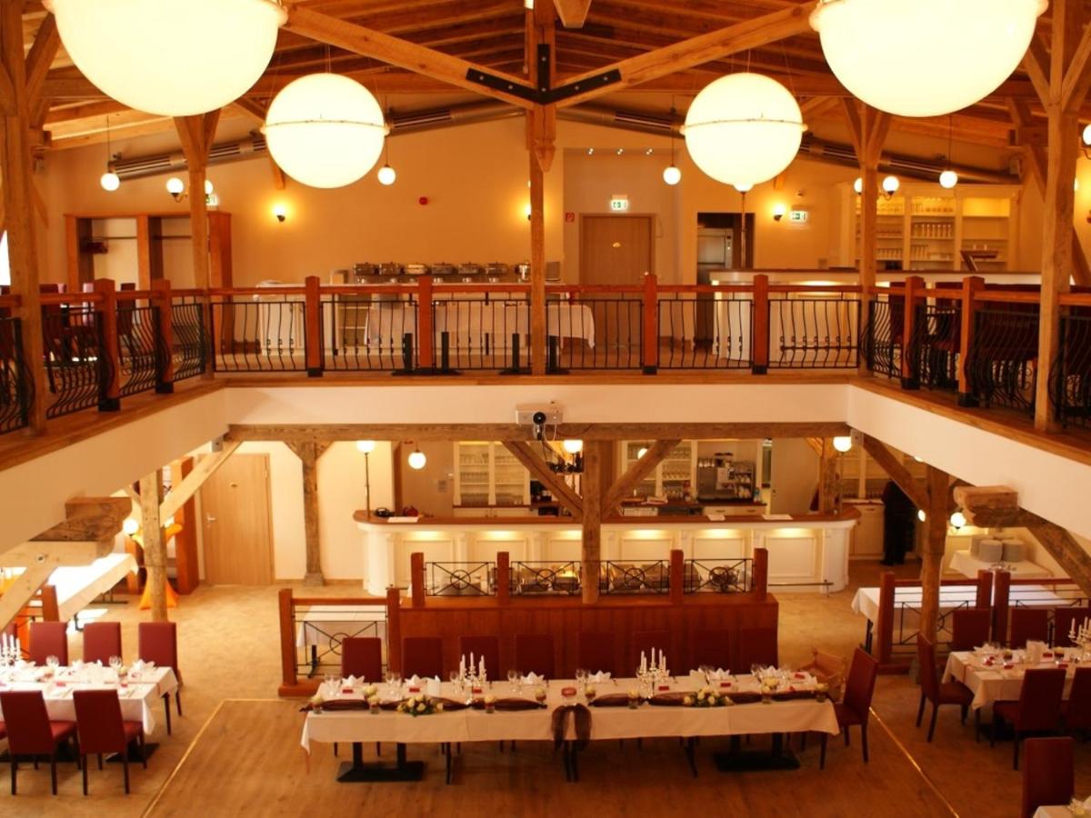Hotel und Restaurant Am Peenetal - Housity