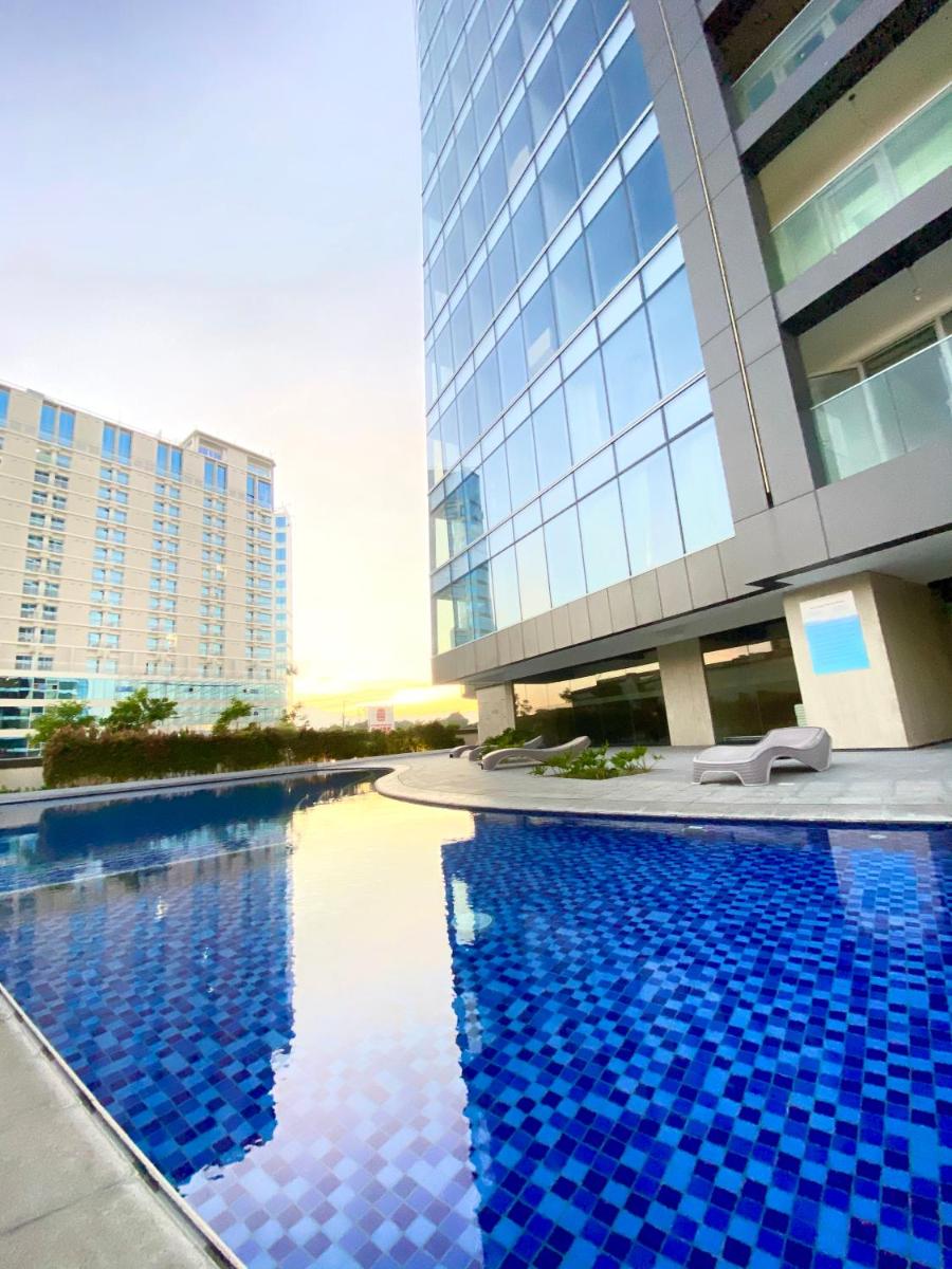 Condotel Aeon Towers Davao 20mbps Wifi - Housity