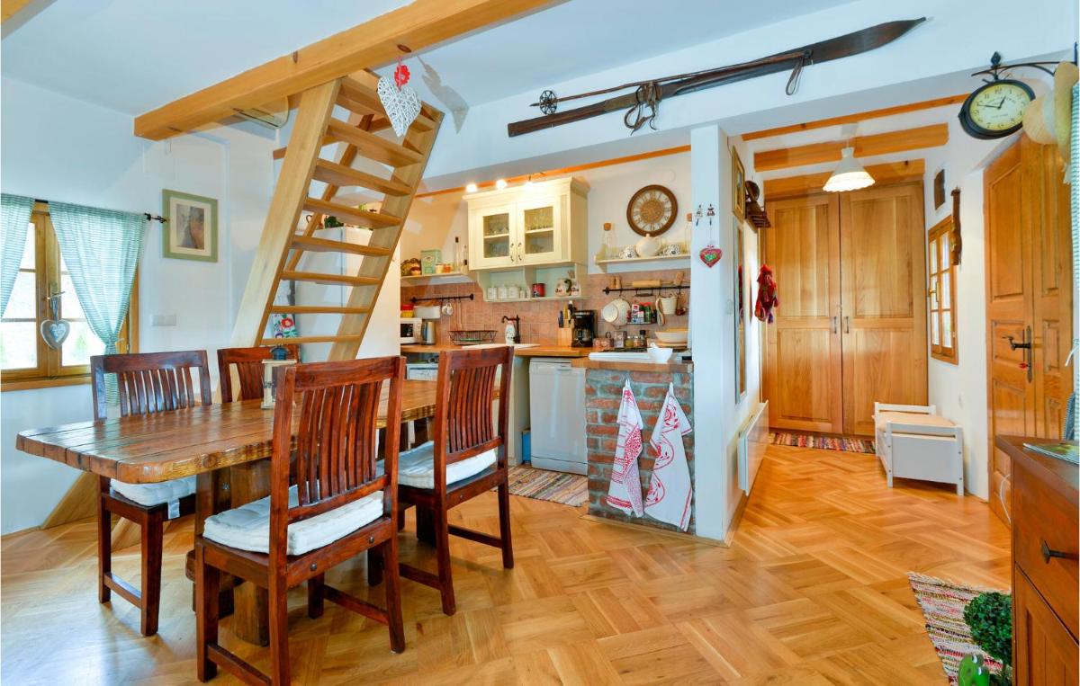 Amazing Home In Krapinske Toplice - Housity