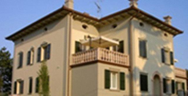 Hotel La Maddalena - Housity