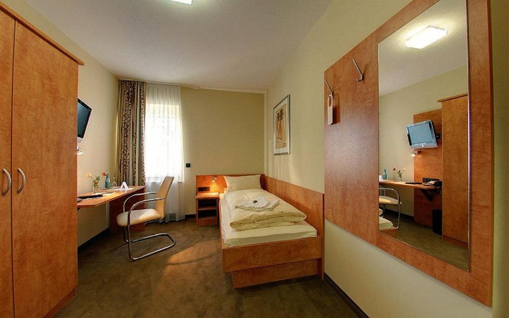 Hotel Gasthof Groß - Housity