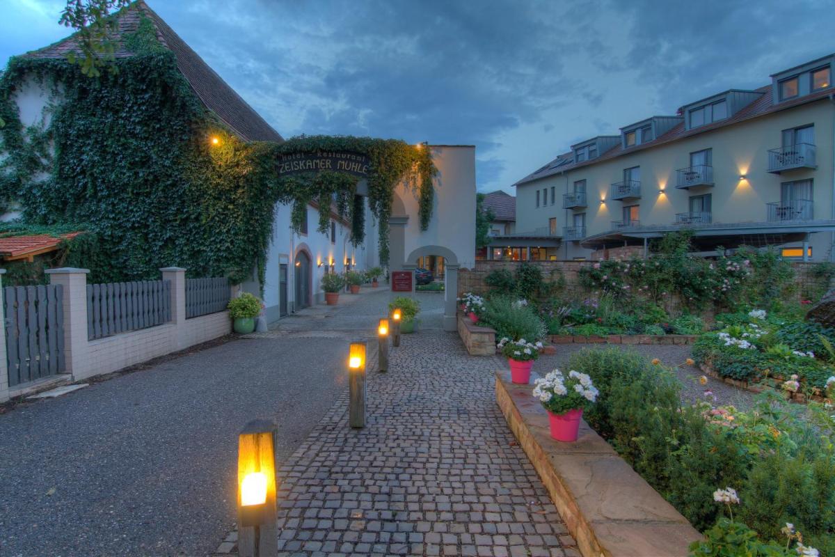 Hotel Restaurant Zeiskamer Mühle - Housity