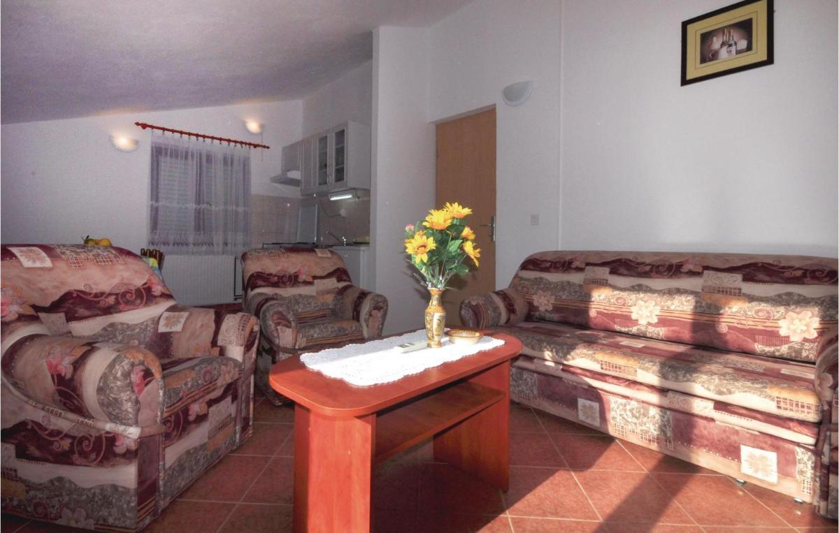 Apartment Trogir Spira Puovica Ii - Housity