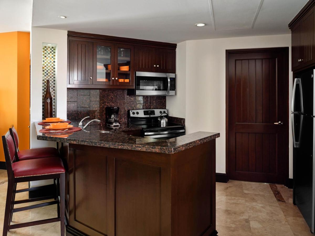 Hyatt Vacation Club at Sirena del Mar - Housity
