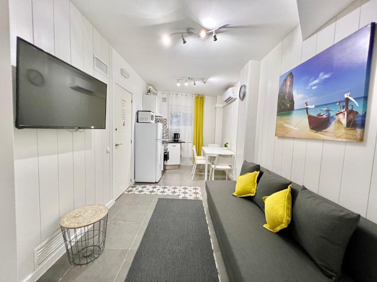 Cozy Suite apartment, WiFi! - Housity
