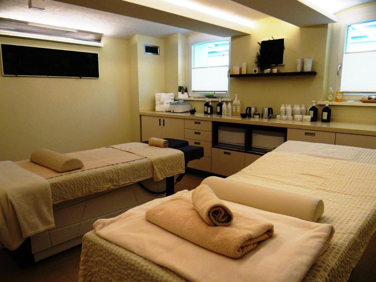 Hotel und Restaurant Am Peenetal - Housity
