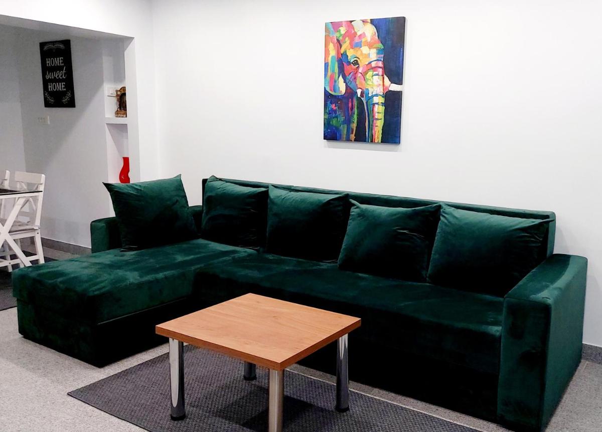 La Fluturi Apartament - Housity