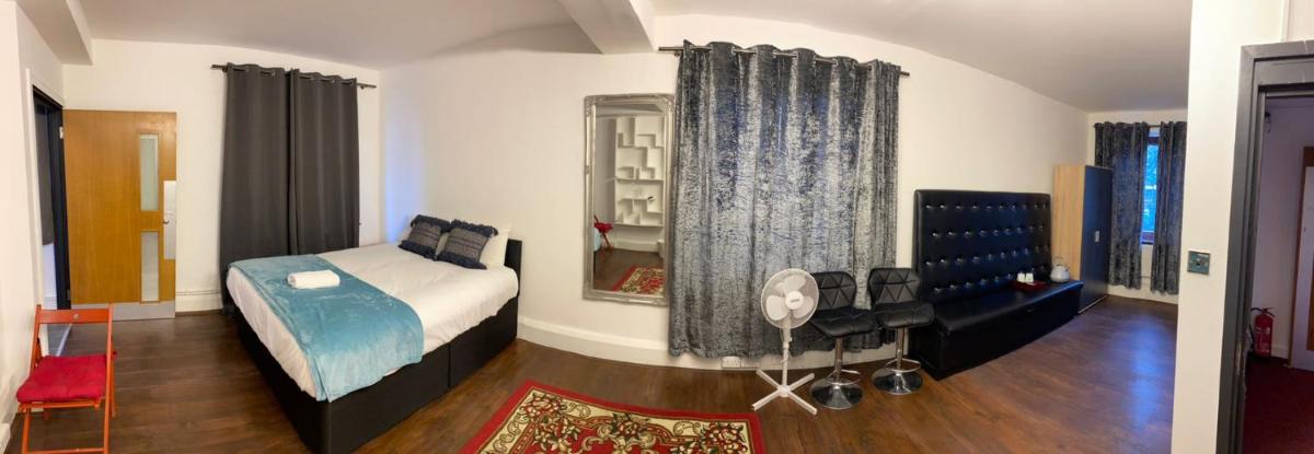 WNS Hotel - Housity