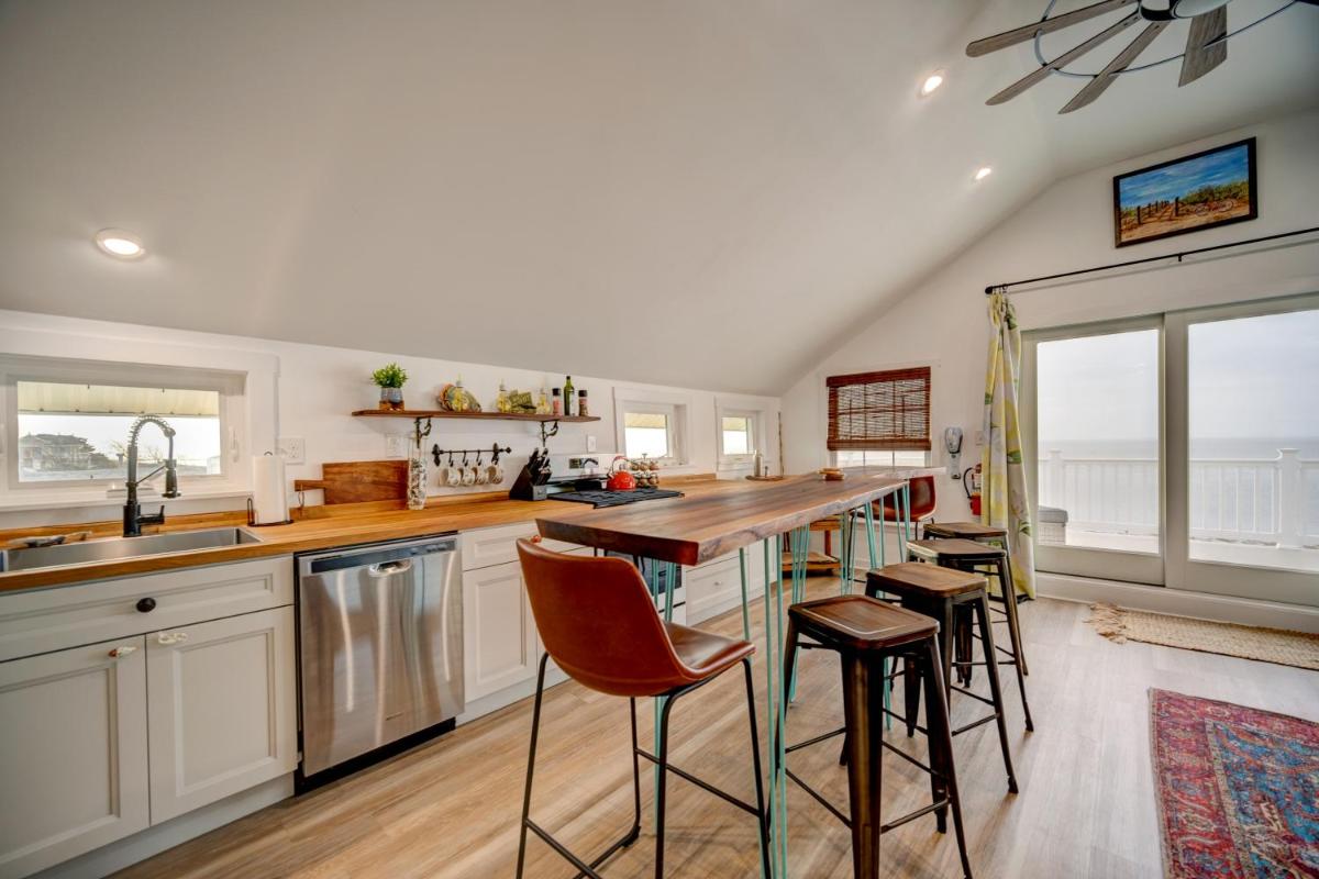 Waterfront Escape-Breweries, Vineyards n' Sunsets - Housity