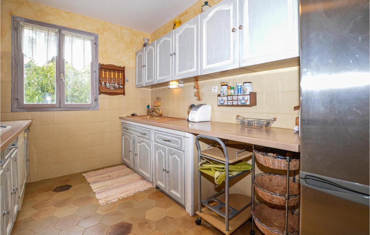 2 Bedroom Lovely Home In Monticello - Housity