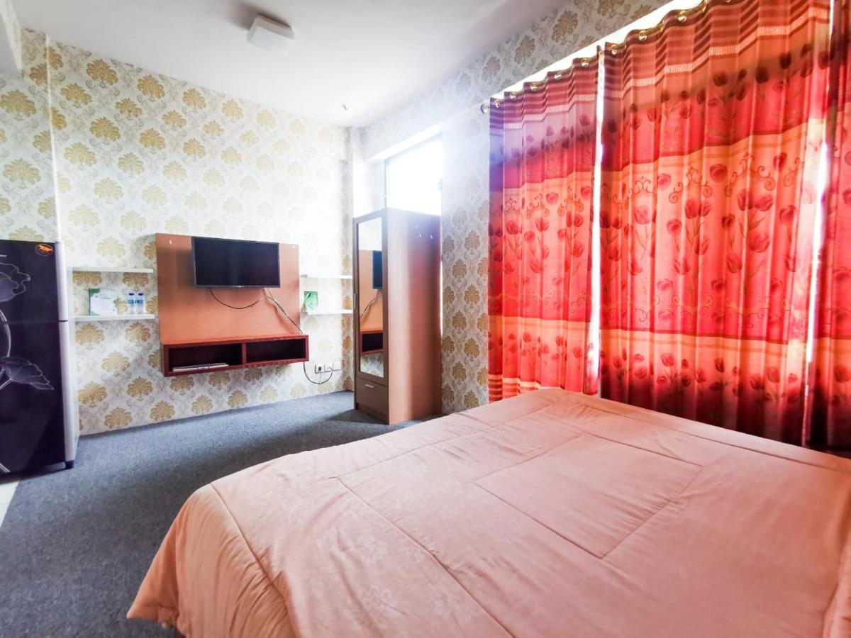 Room at AWS Apartment by Levi - Housity