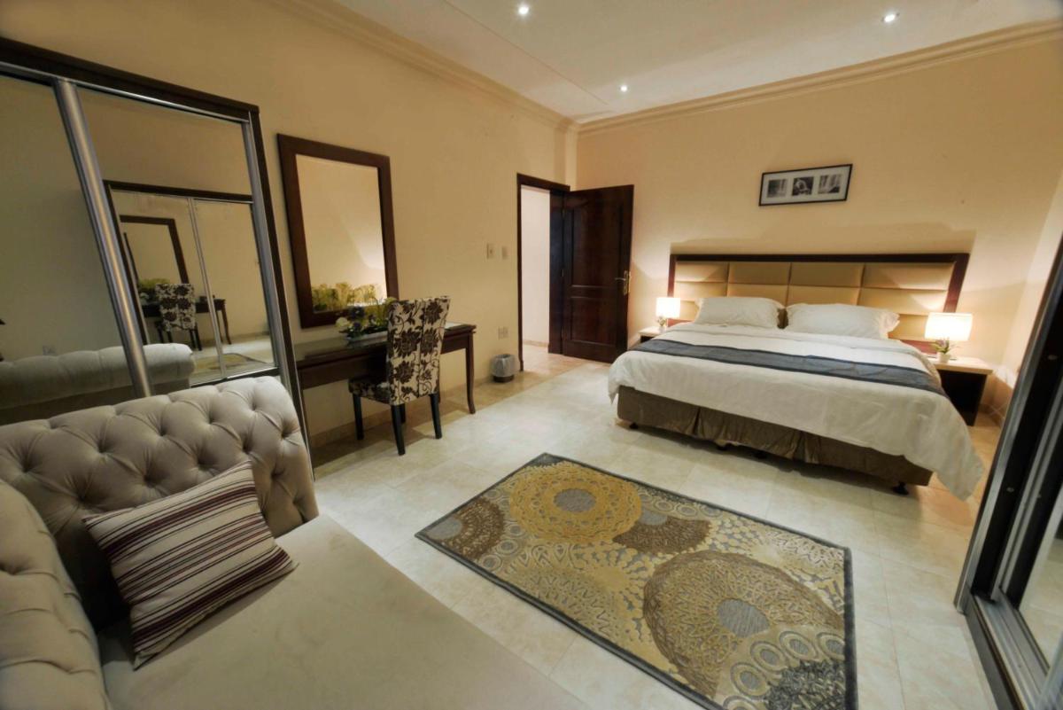 City Suites - Housity