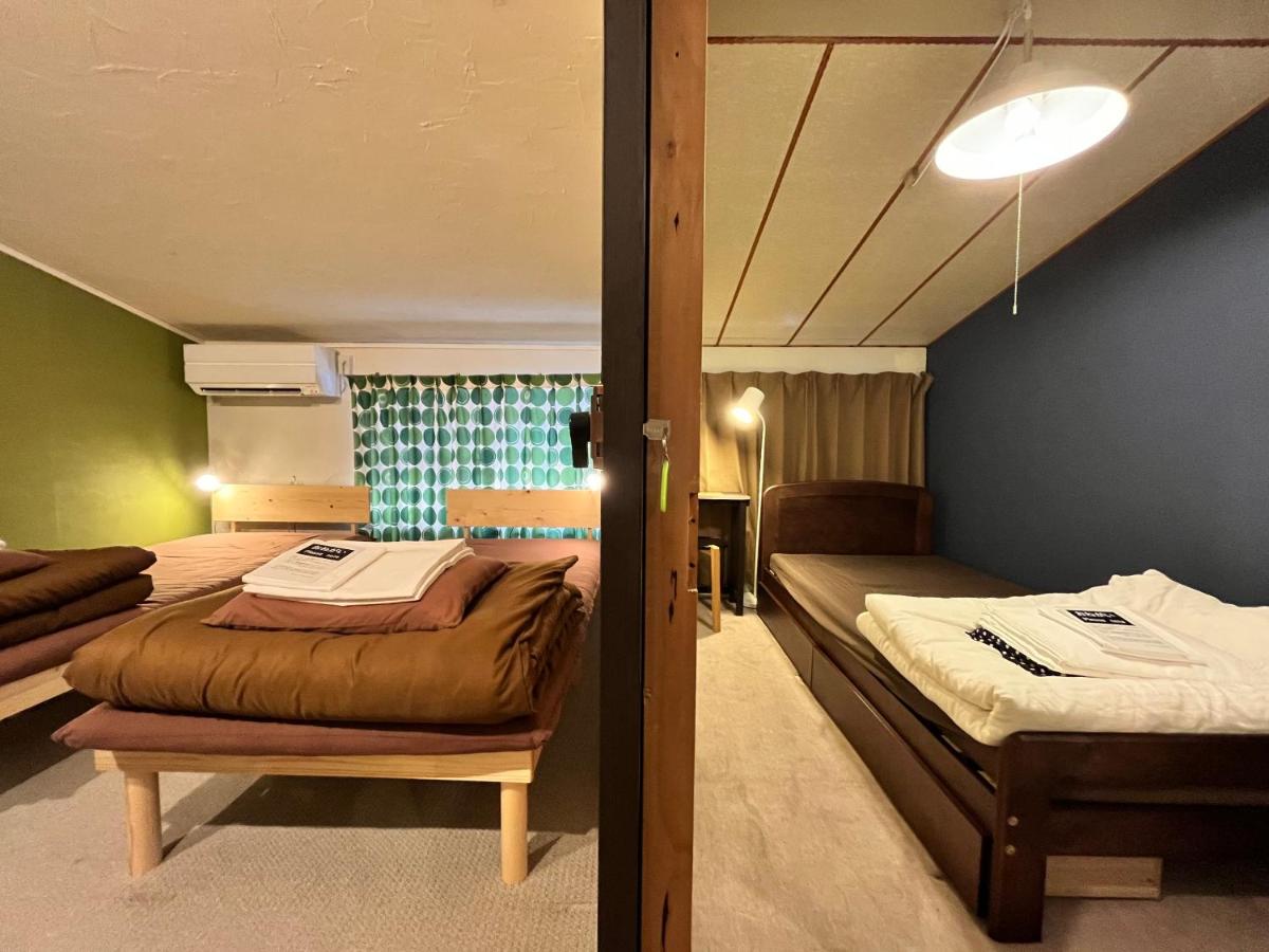 unattended check-in accommodation in Gujo Hachiman - Housity