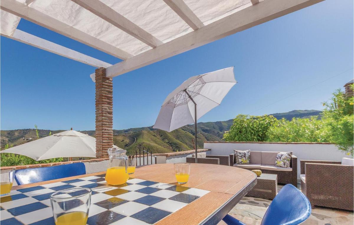 Awesome Home In Almachar With Wifi - Housity