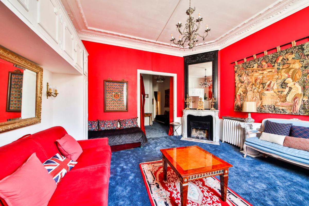 #Arc DeTriomphe #Trocadero #Style Haussmanien#AC - Housity