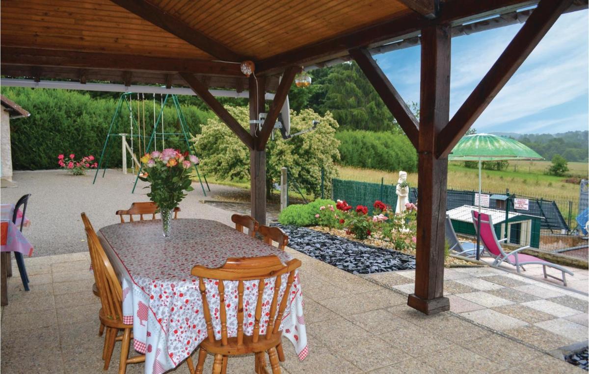 Stunning Home In Payzac - Housity