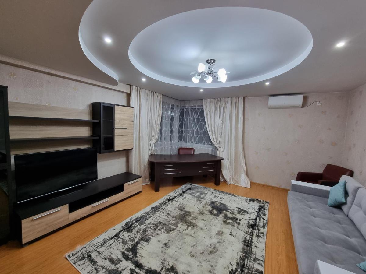 Rent Grand Delux Apartments Design in Chisinau - Hizvo