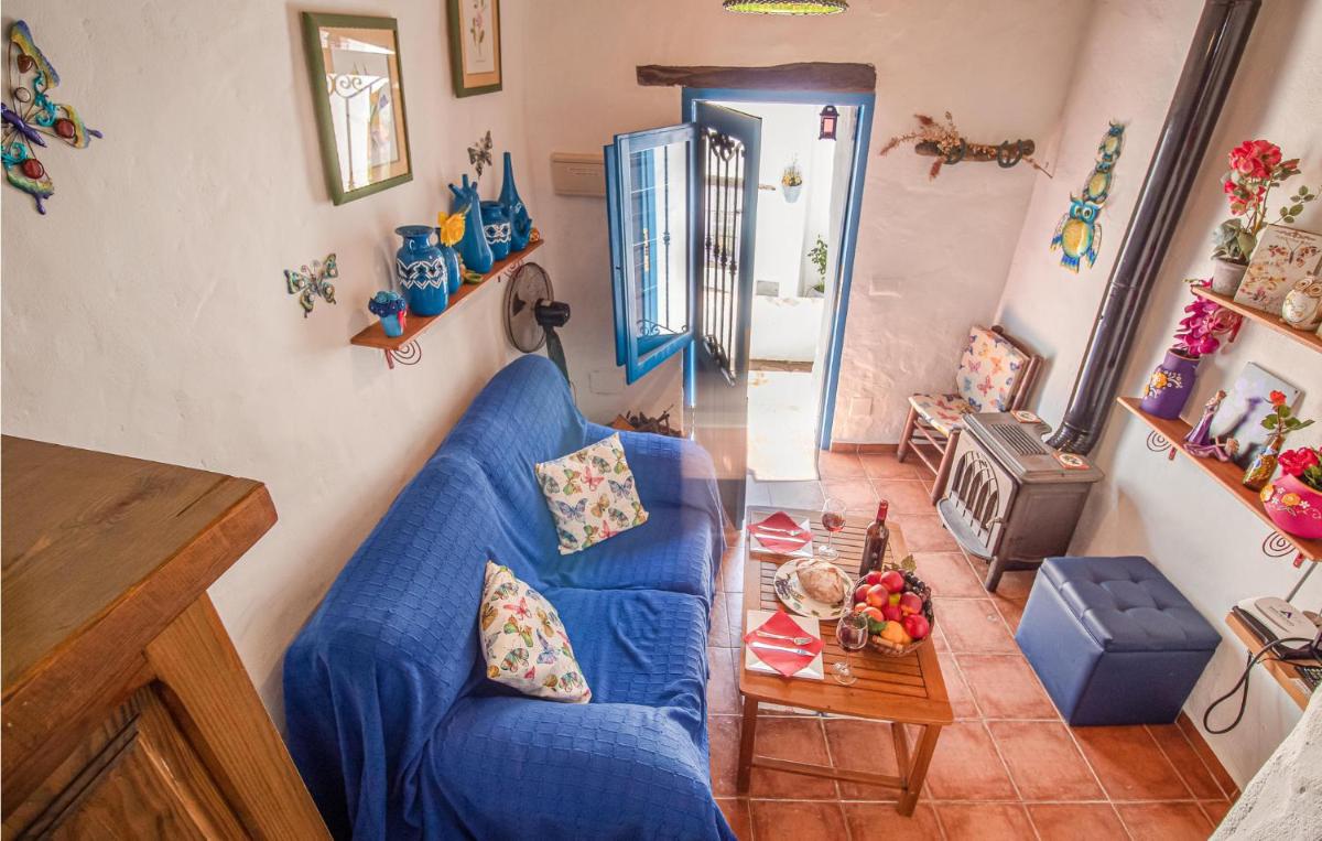 Amazing Home In Cómpeta With Kitchen - Housity
