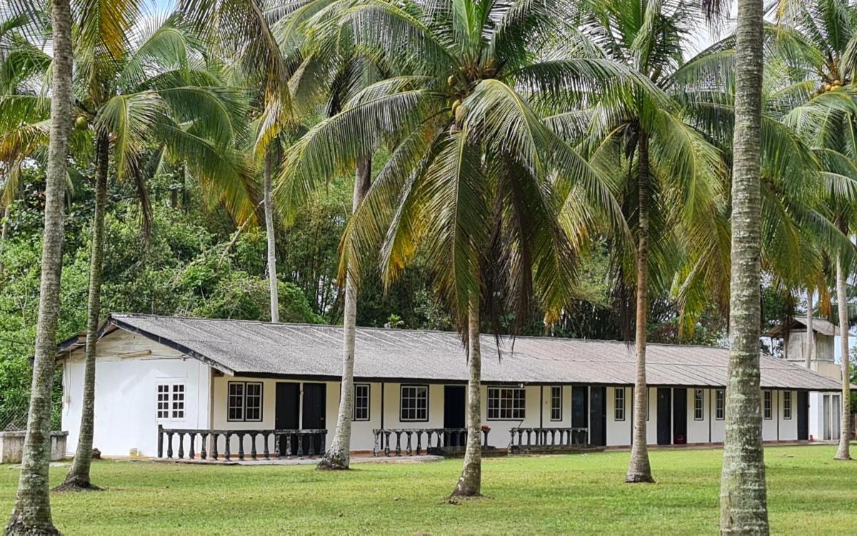 The Saddle Resort - Housity
