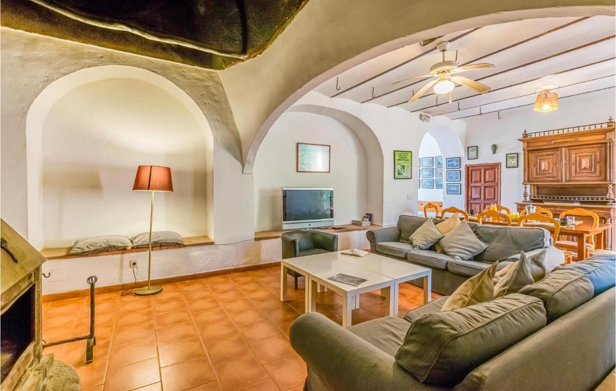 Los Conventos - Housity