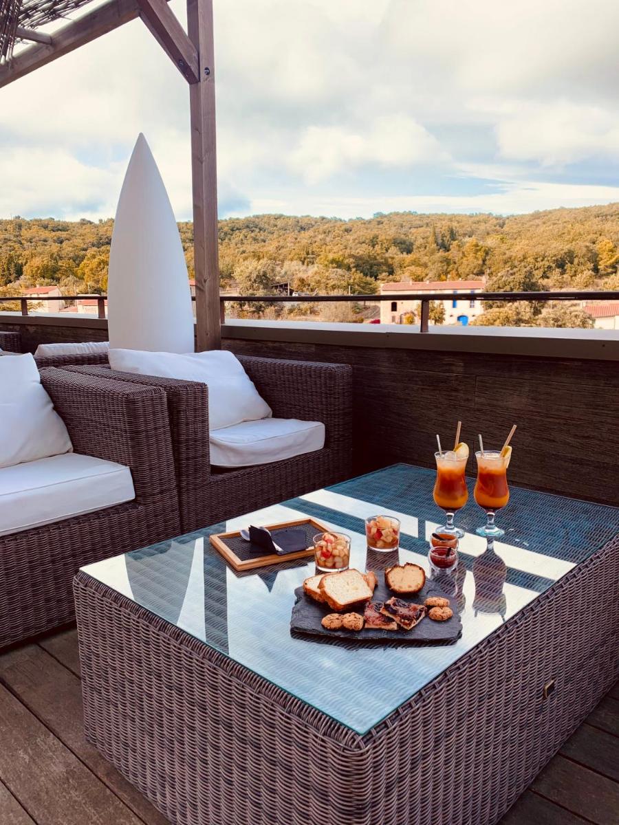Boissons dans l'établissement Domaine Riberach - Hotel 4 - Restaurant gastronomique - Spa - Piscine - Vignoble