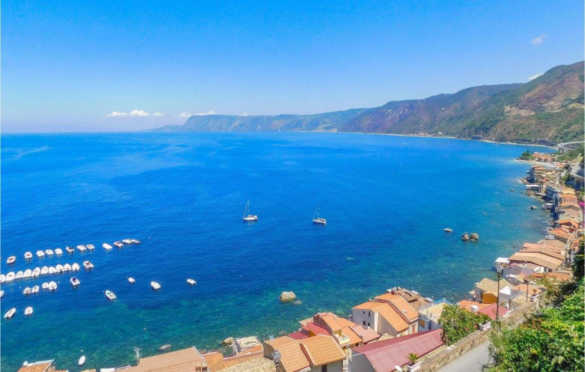 Amazing Home In Palmi With Wifi - Housity