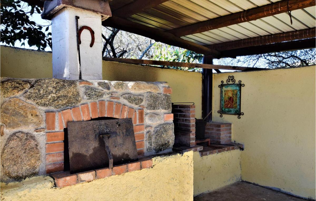 Amazing Home In Palmi With Wifi - Housity