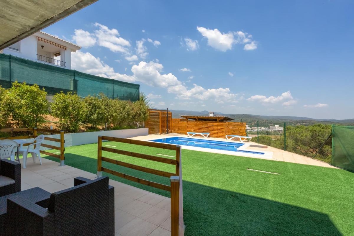 Hauzify I Villa Velaz - Housity