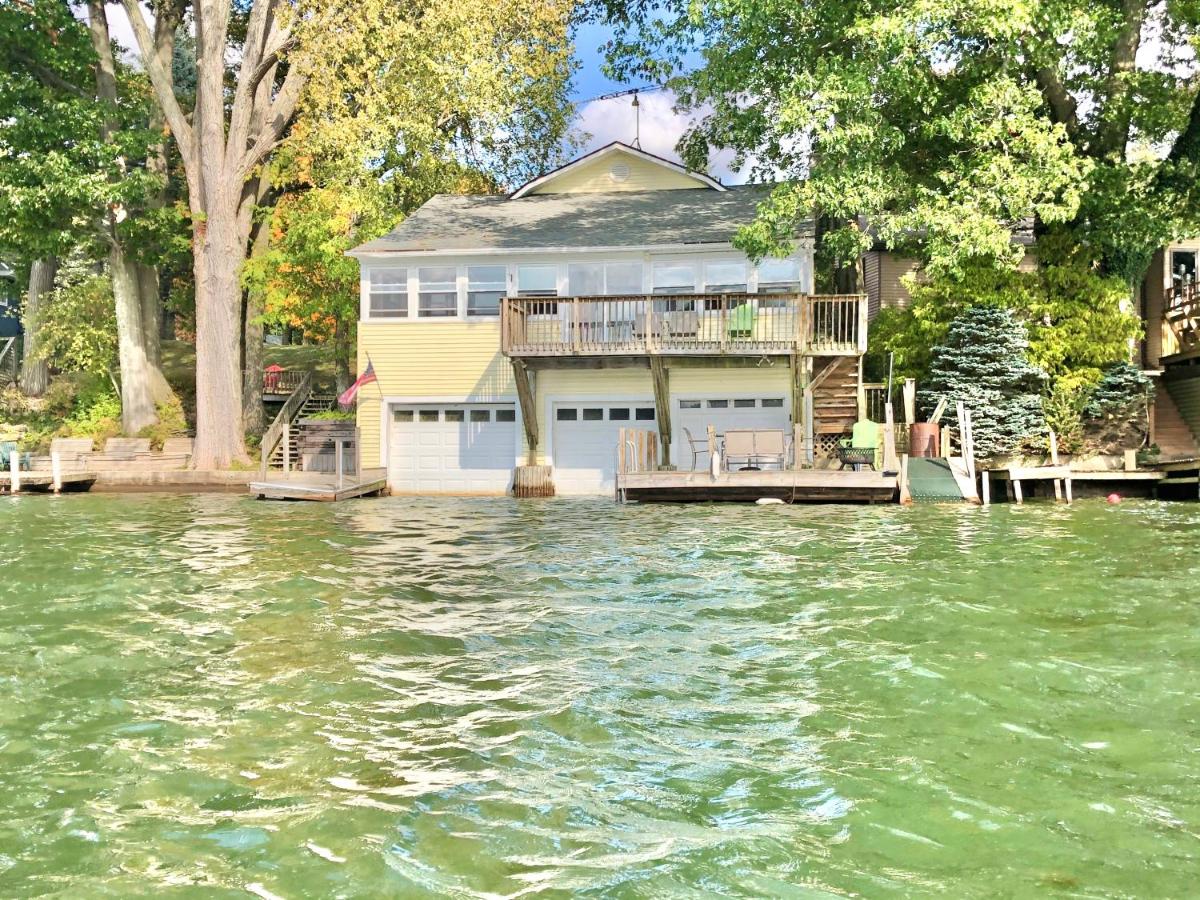 Lake Front Home Near Peek'n Peak - Housity