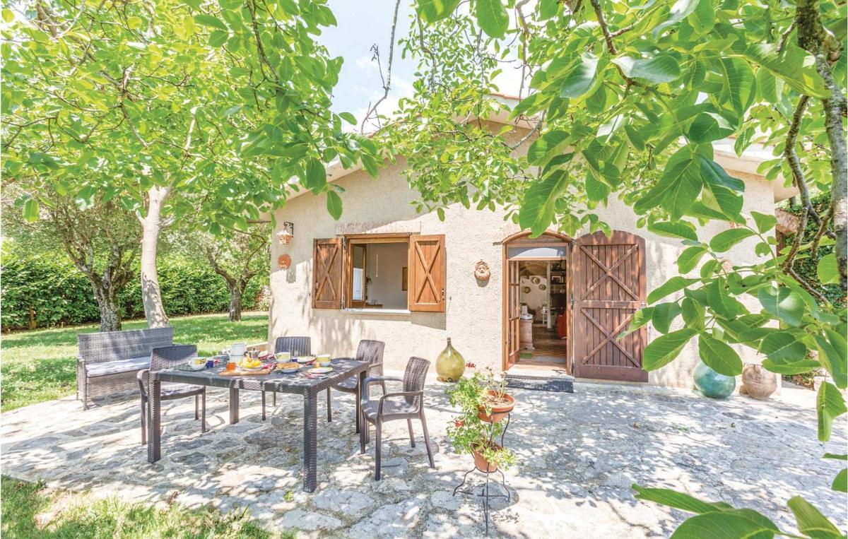Tenuta Iacine - Housity