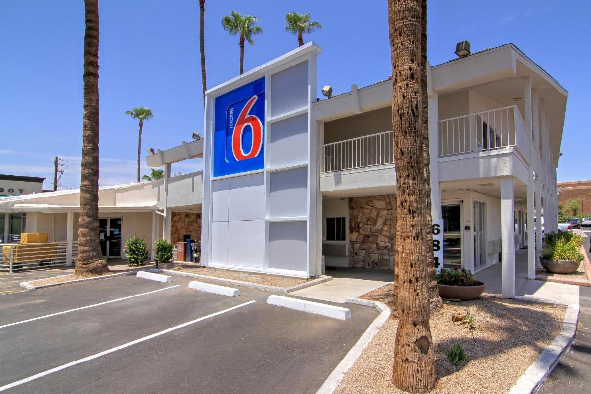 Motel 6 Old town Scottsdale Fashion Square - Housity