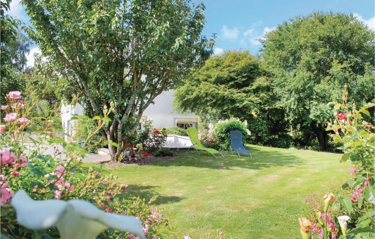 1 Bedroom Beautiful Apartment In Muzillac - Housity