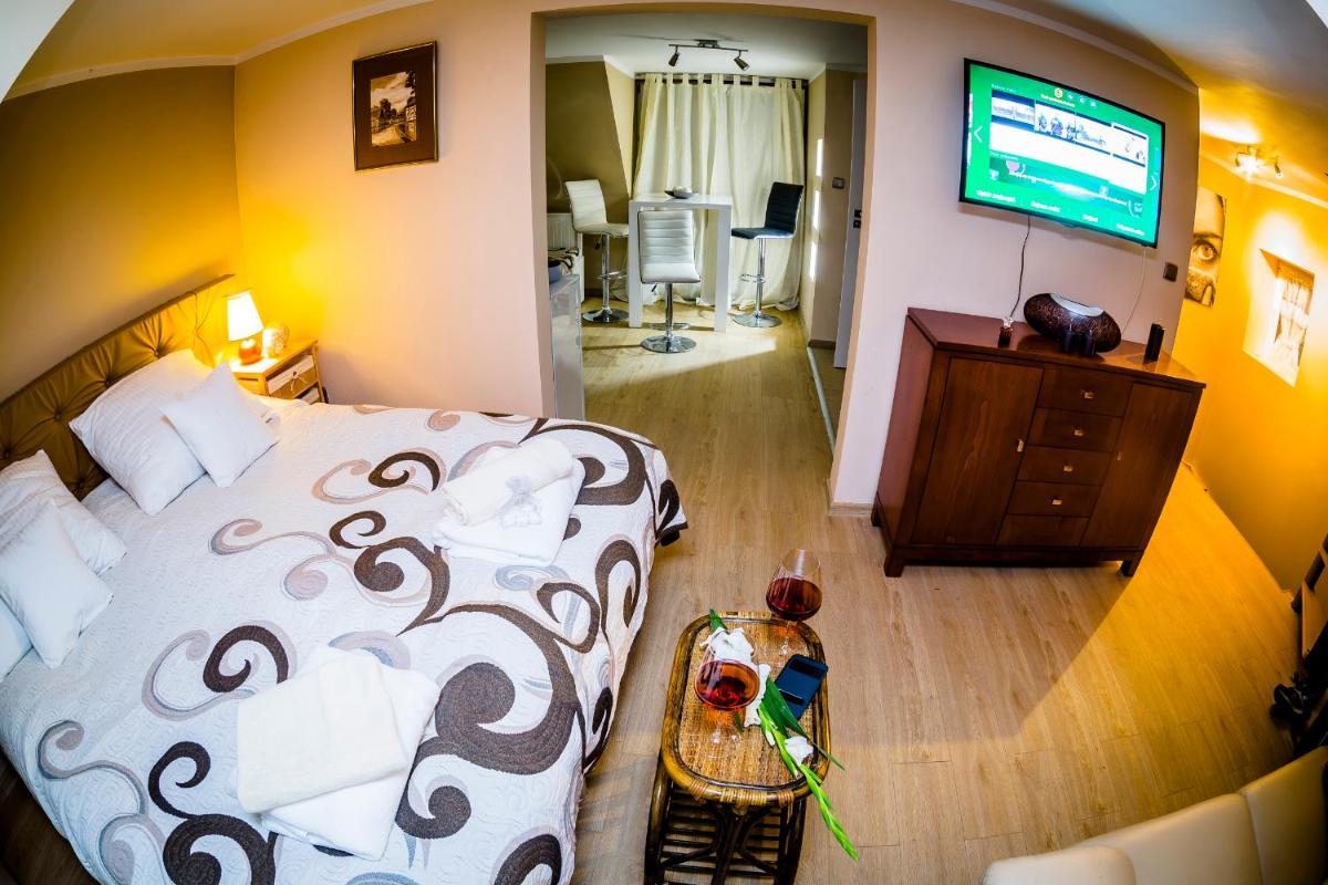 Modern - Housity