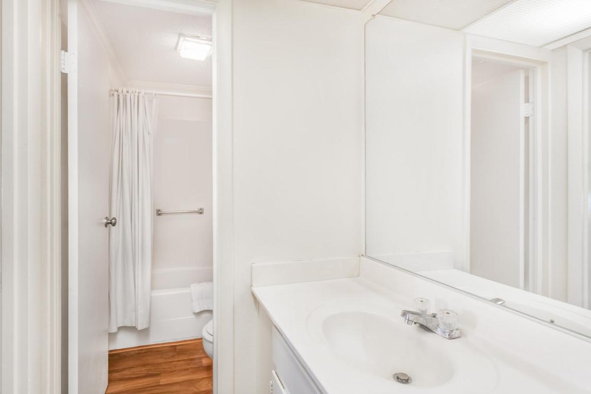Corbin Inn - Housity