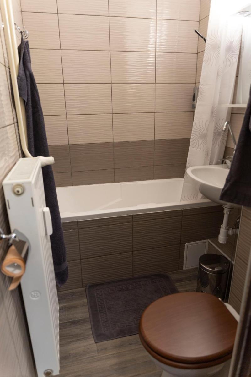 Suitetrails - Komló Szíve Apartman
