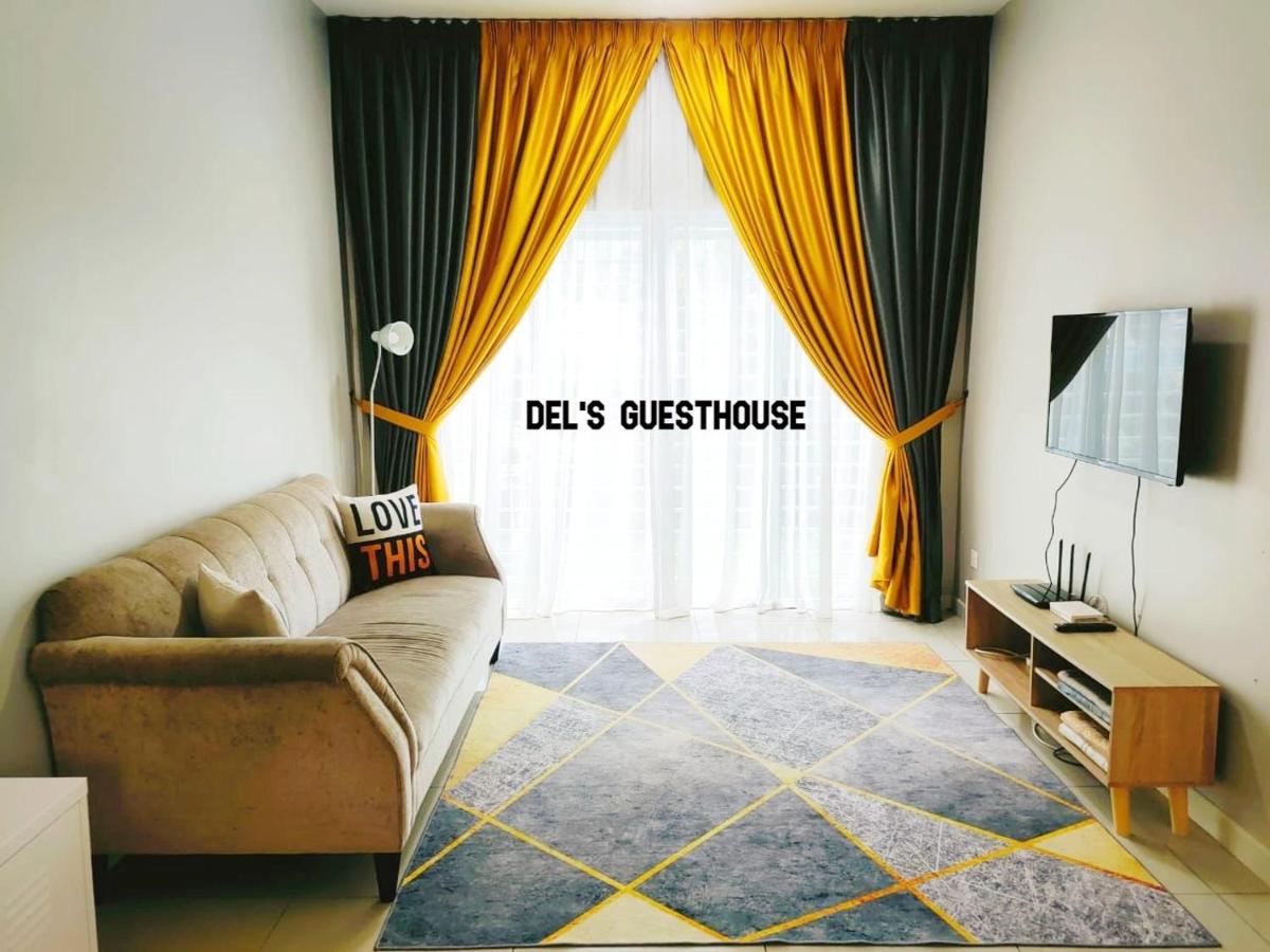Del’s Guesthouse @ Southville Same Level with Pool fits 8 - Housity