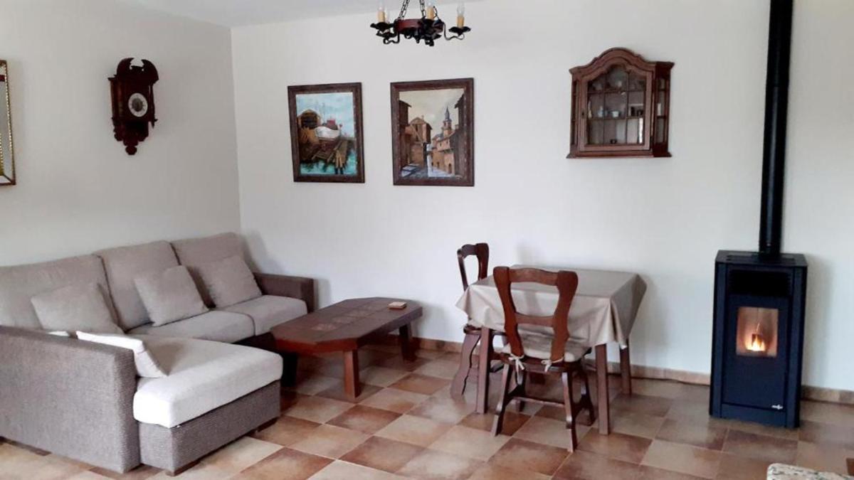 Stone Cottage FINISTERRE - Housity