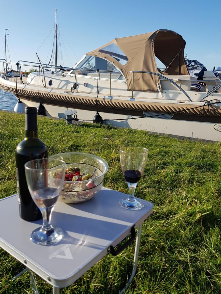 Het Schiphuis met privé haven - Housity