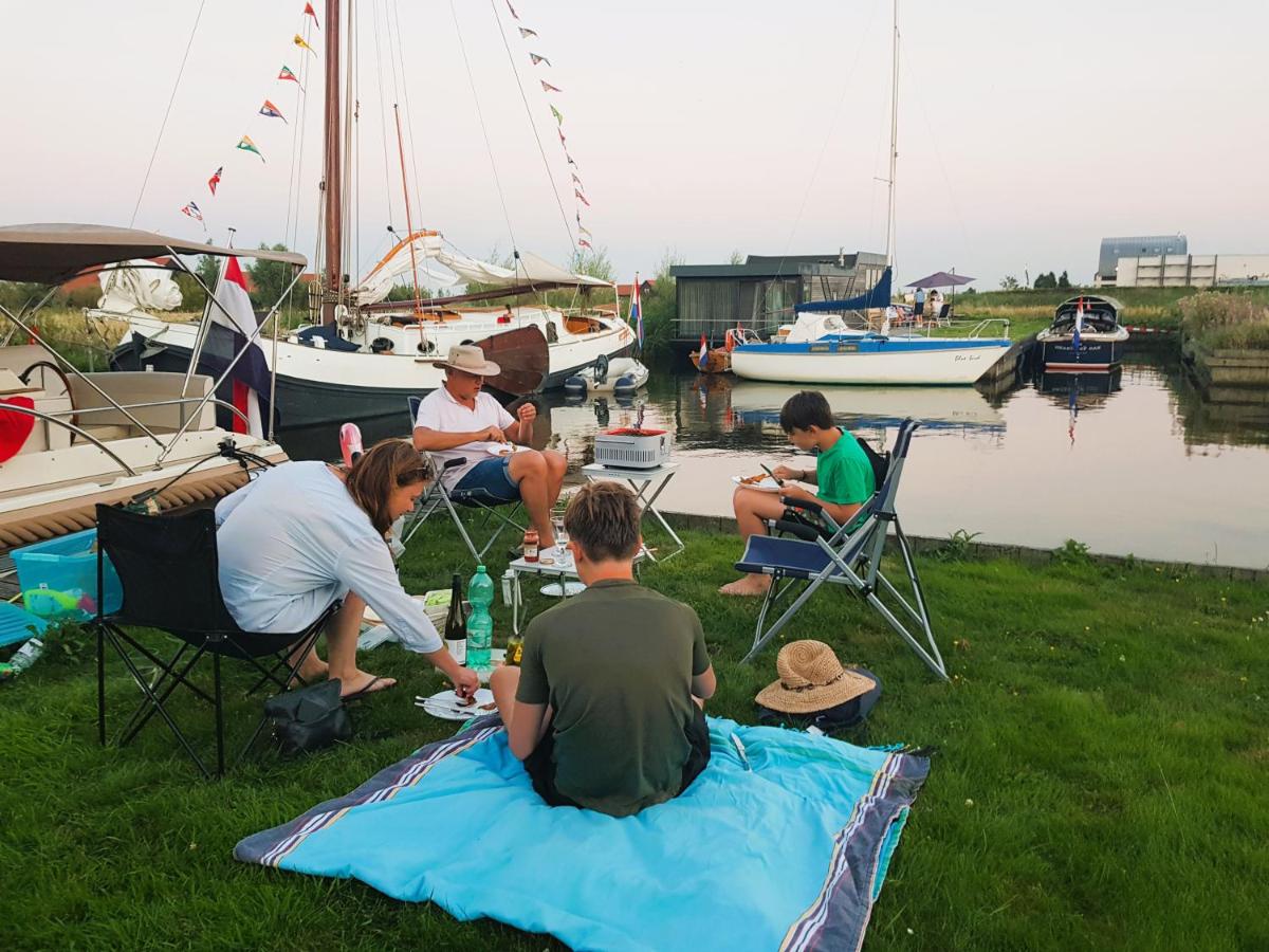 Het Schiphuis met privé haven - Housity