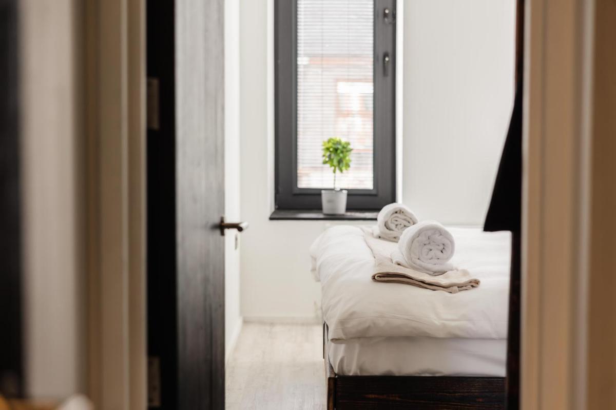 Cardiff Arms Bistro & Hotel - Housity