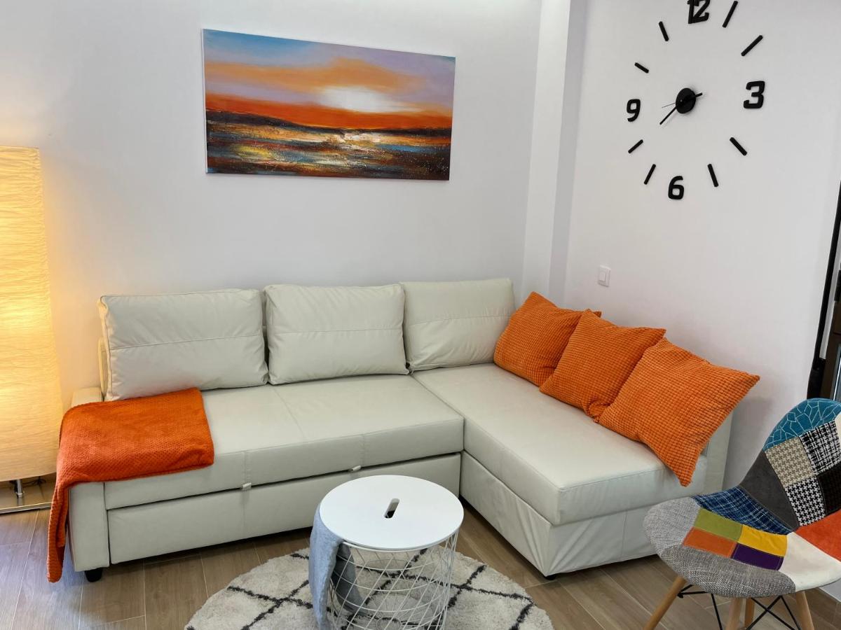 Alicante Beach Apartment - Housity