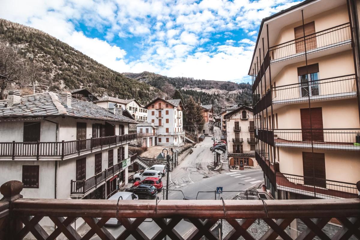 Residence Aquila - Mono Chamousira - Housity