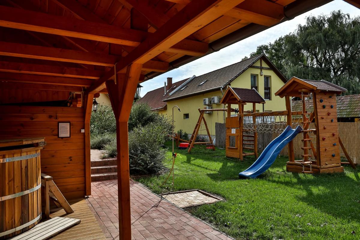 Mézes Vendégház és Apiterápiás központ - Housity