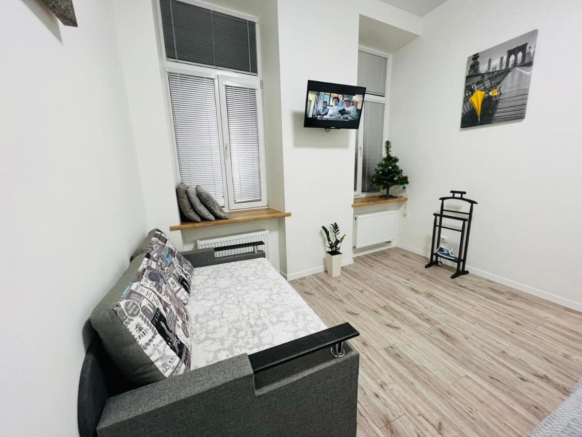 Transfer apartament І.Franka 59 - Housity