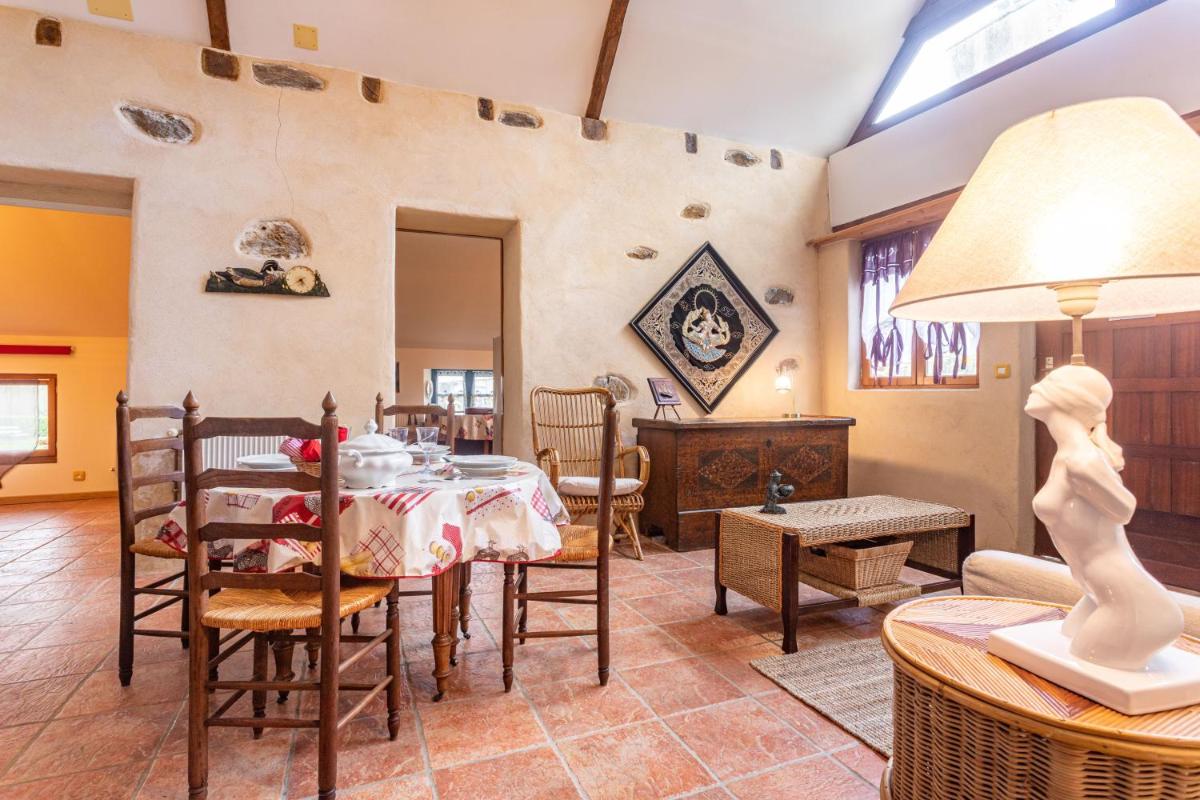 La Bergeronette des Ruisseaux - Housity
