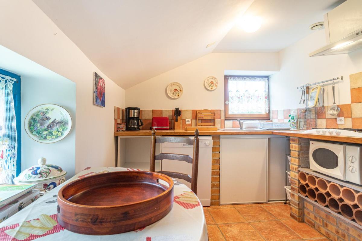La Bergeronette des Ruisseaux - Housity
