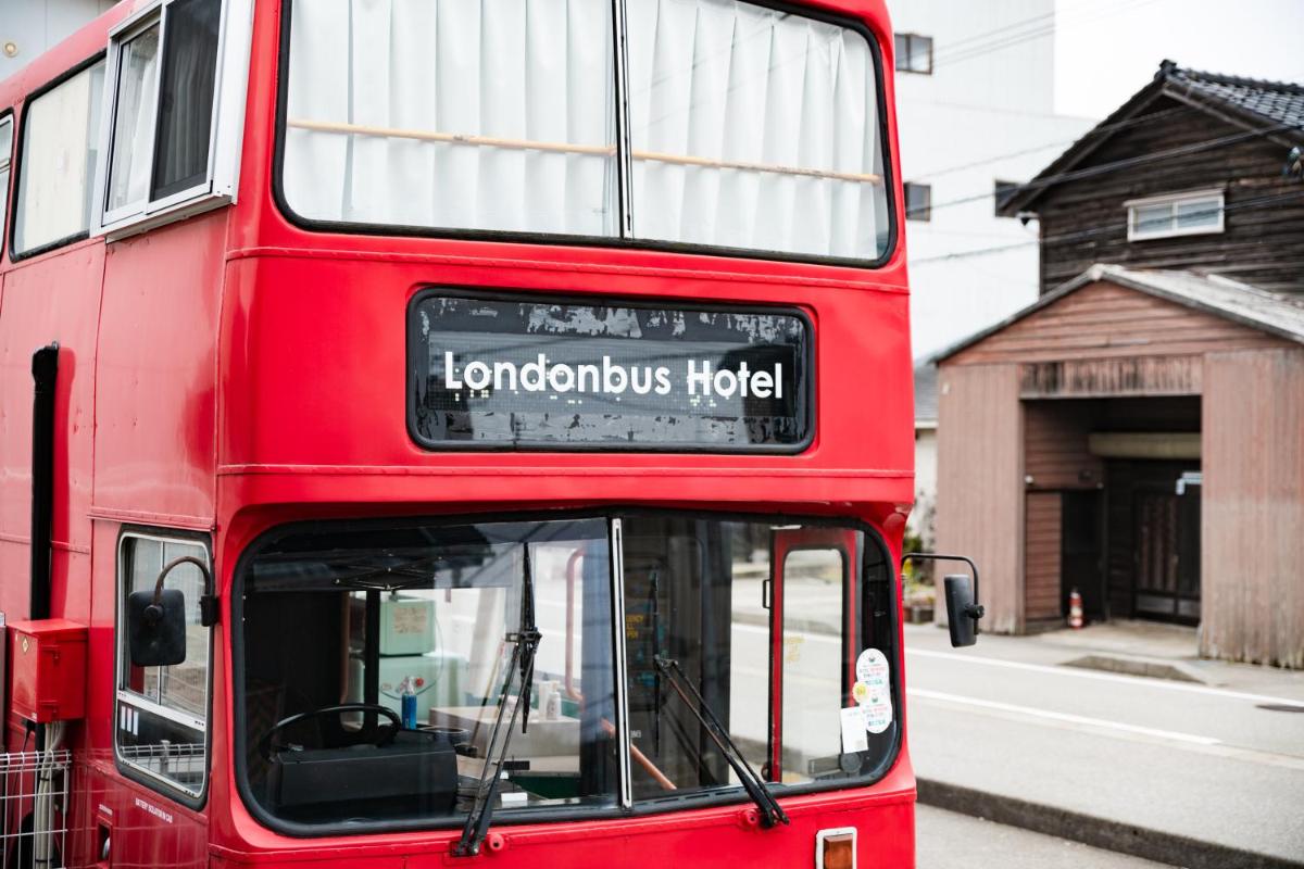 LondonBusHotel & WOODDY - Housity