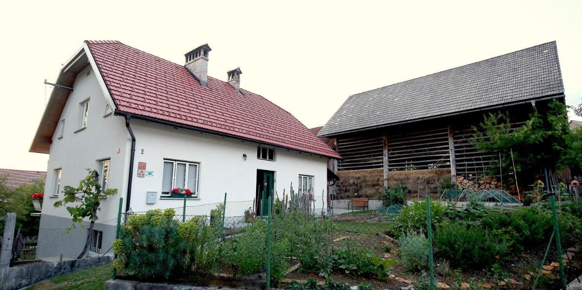 Ostir Holiday Home - Housity